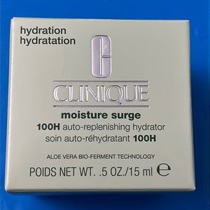 Clinique moisturize surge 100H auto replenishing hydrator 🎊 NEW